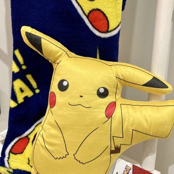 Cojín Pokemon de terciopelo